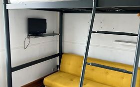 Chambre 2 Lits Pour 4 Personnes Metro 5